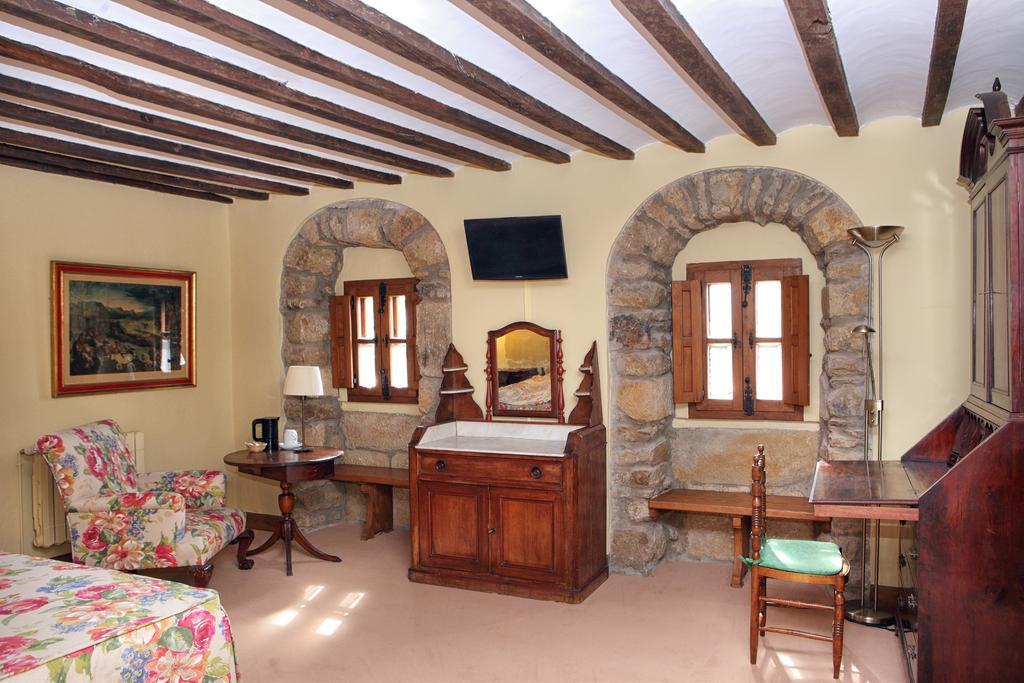 Posada La Torre De La Quintana Liendo Εξωτερικό φωτογραφία