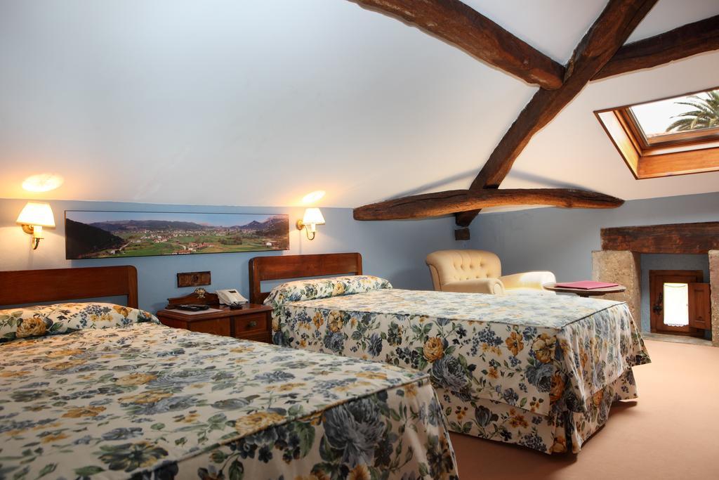 Posada La Torre De La Quintana Liendo Εξωτερικό φωτογραφία