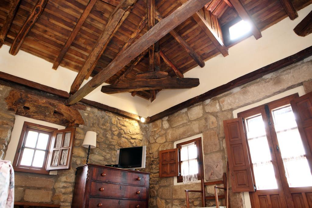 Posada La Torre De La Quintana Liendo Εξωτερικό φωτογραφία