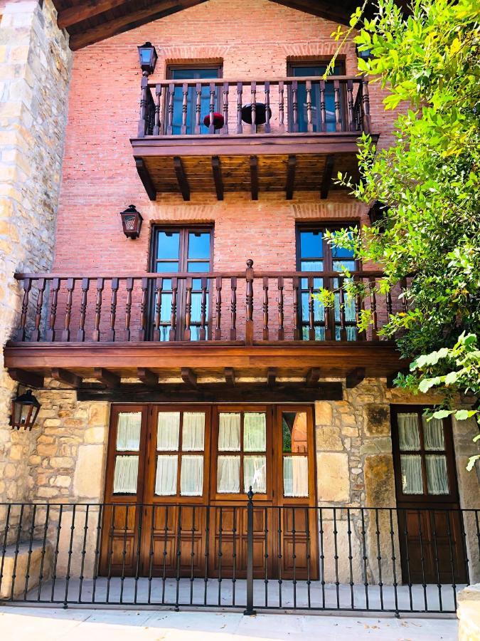 Posada La Torre De La Quintana Liendo Εξωτερικό φωτογραφία